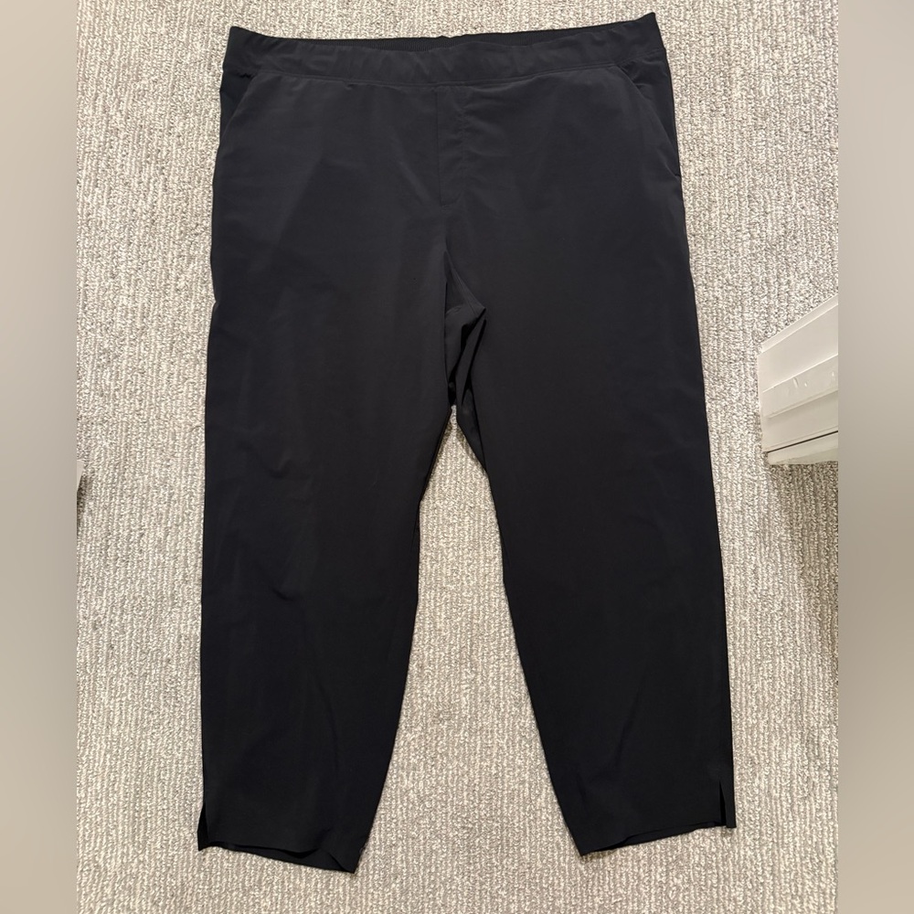 Athleta Black Pull On Pants Women’s 22 Plus Size Tapered Travel Athleisure